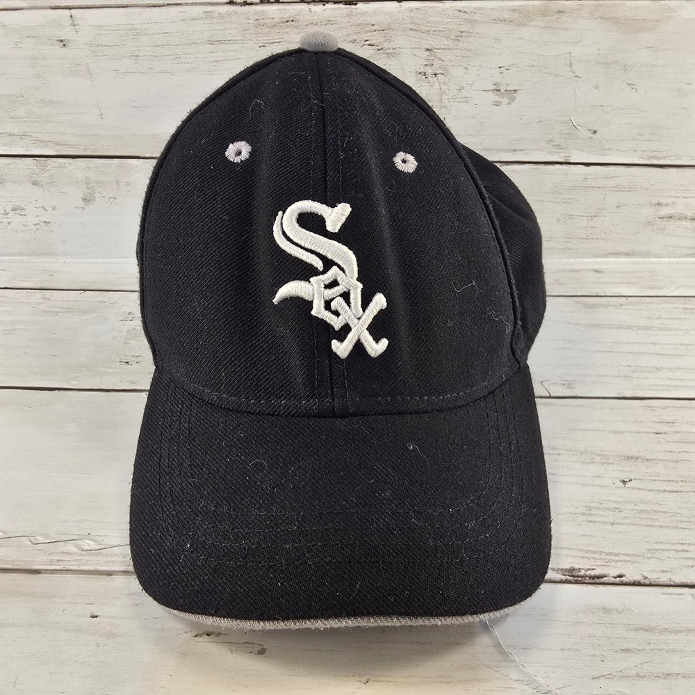 MLB Chicago White Sox Kids Baseball Cap‎ Fan Favorite Black Adjustable Hat Logo